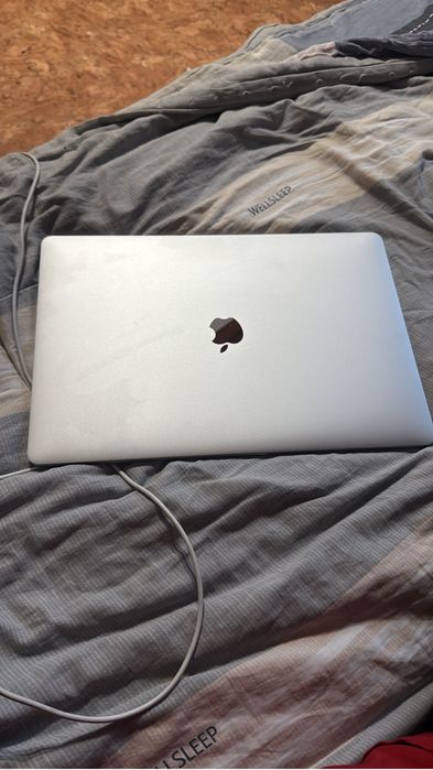MacBook 2017 pro 1tb