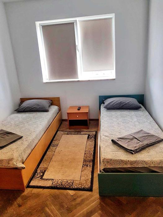 Apartament 3 camere, 6-8 locuri, Eforie Nord, in centru, in spatele autoservirii Berlin, Liber la rezervari!
