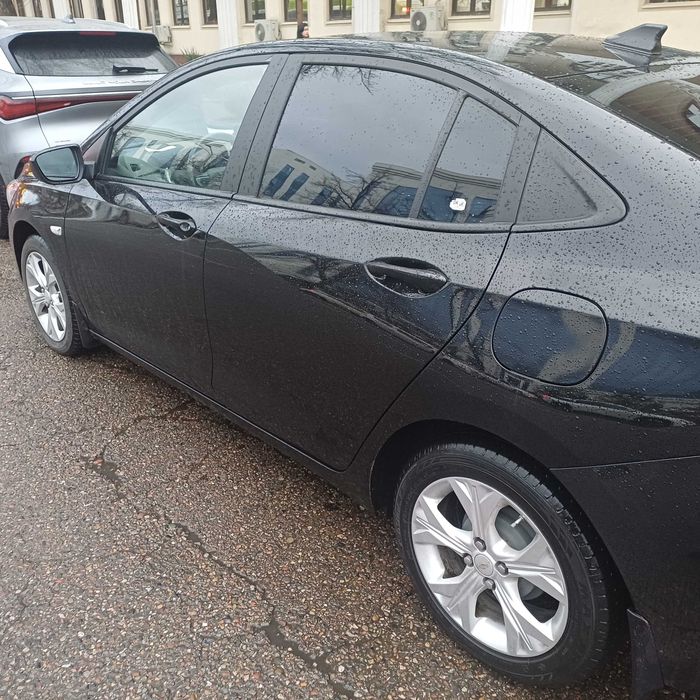 Chevrolet Onix 2024 — 3