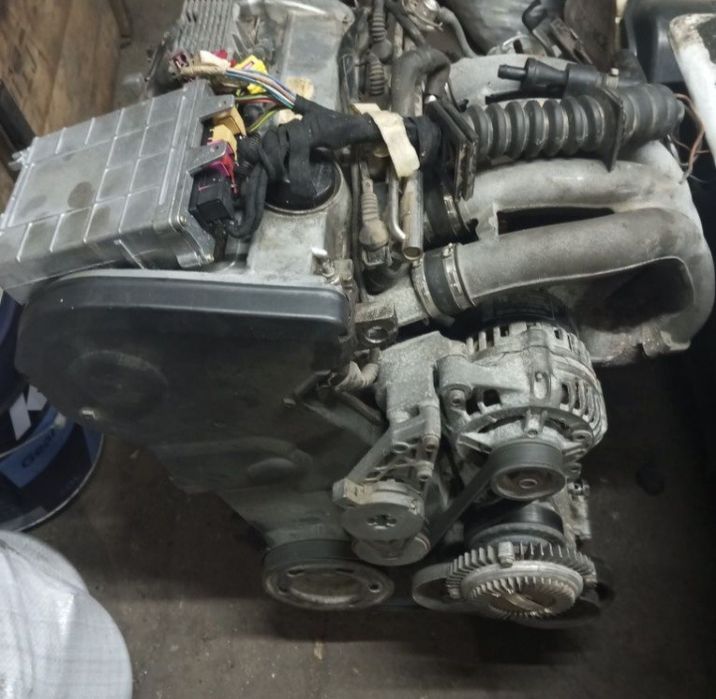 Продам Ауди А4 на запчасти