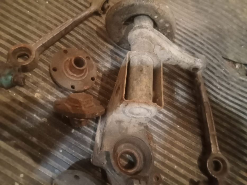 стойка на ауди 100 квадро