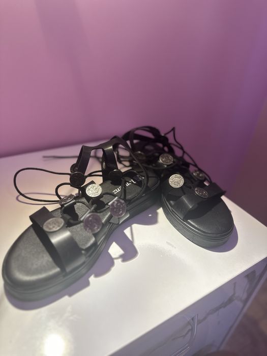 Римски сандали с дълги връзки