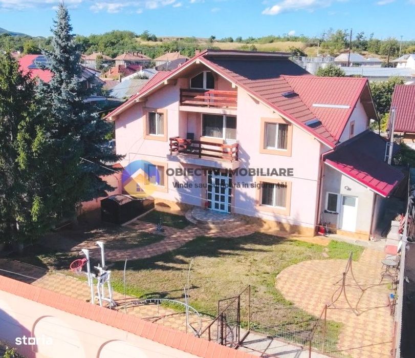 VILĂ cu teren 421 mp – Zona 1 MAI, PIATRA-NEAMȚ