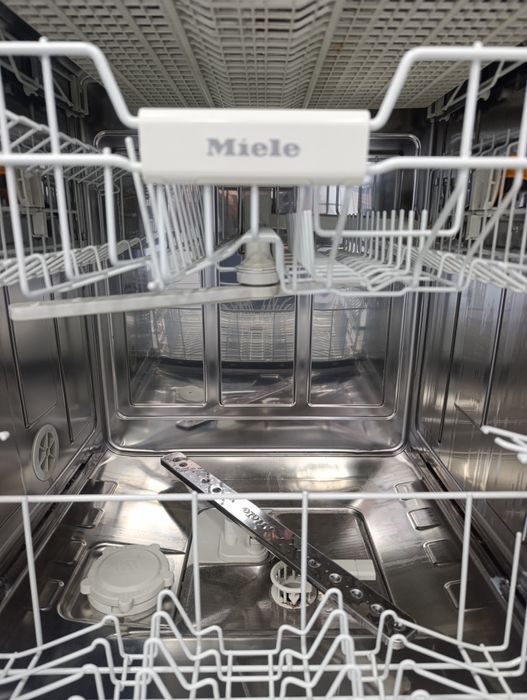 Съдомиялна машина Miele Jubilee A+++