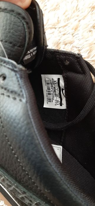Adidasi nike barbari originali piele naturala NOI marime 41 26,5cm