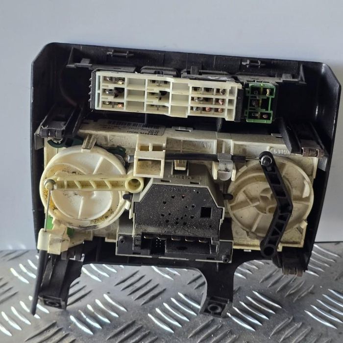 Panou Comanda clima cu incalzire scaune Opel Zafira A