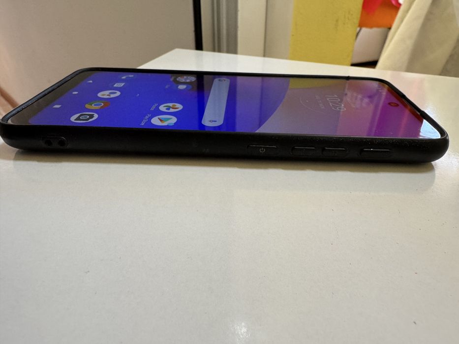 Телефон Моторола / Motorola E40