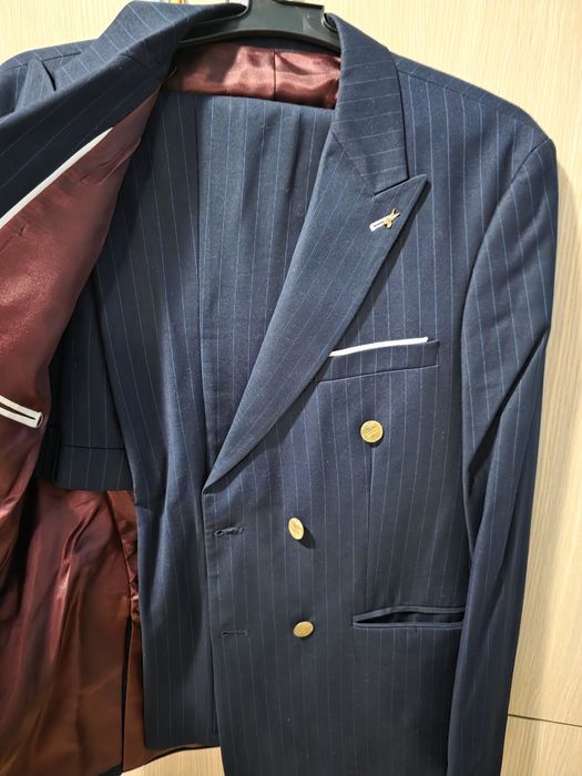 Vand costum 4 nasturi