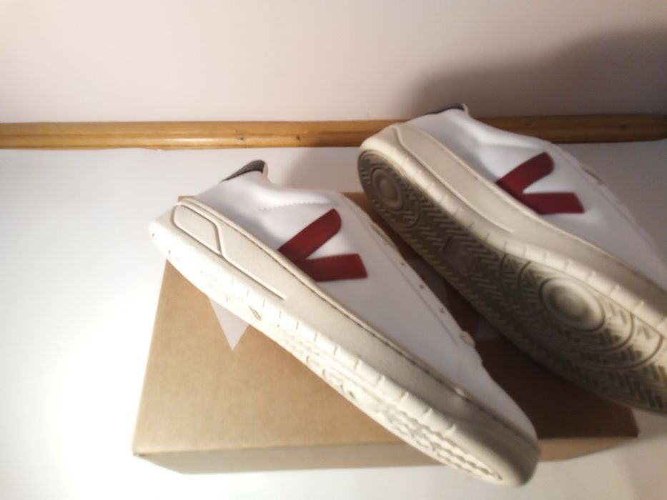 Adidasi VEJA Bărbați alb-negru,alb-bordo,alb - verde,piele , mărime 42