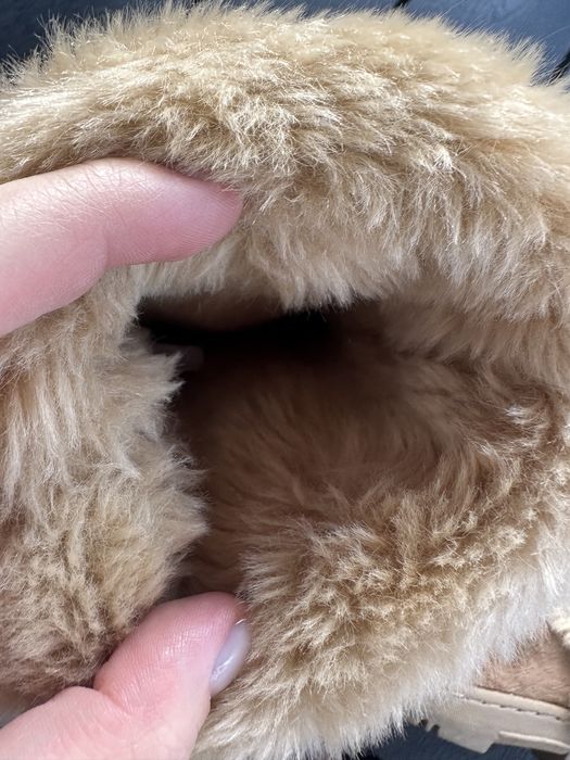 Топли ботушки