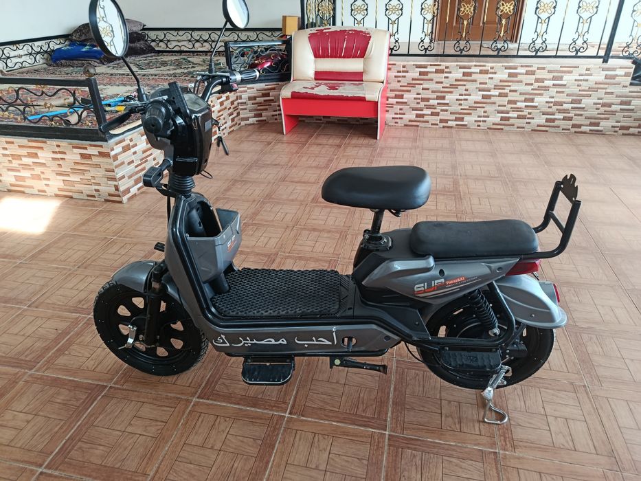 Скутер Sup в хорошем состоянии