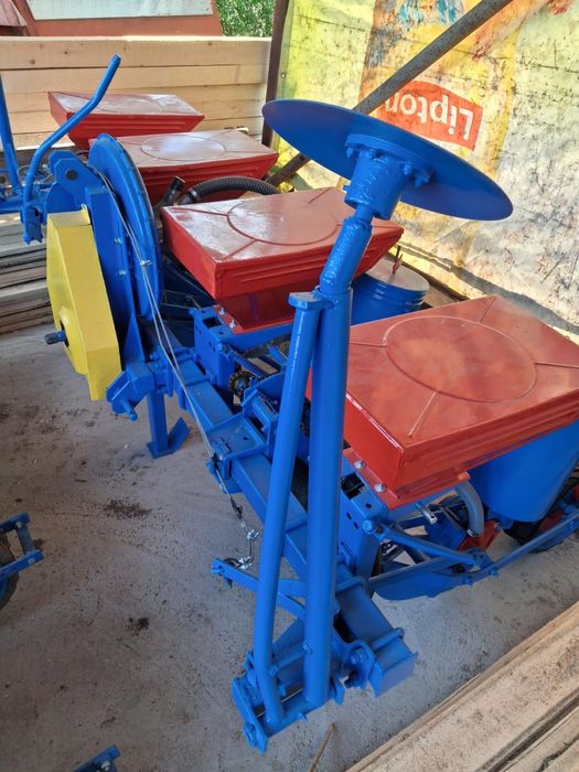 Semănătoare porumb SPC4