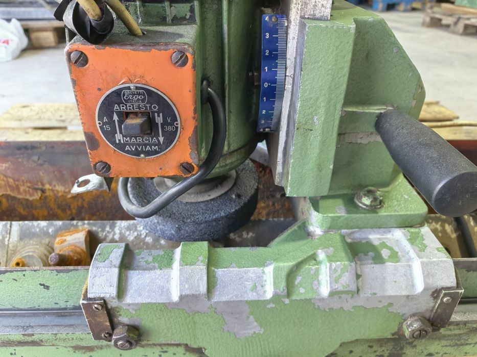 Точиларка за абрихт щрайхмус ножове до 600 мм, монофазна