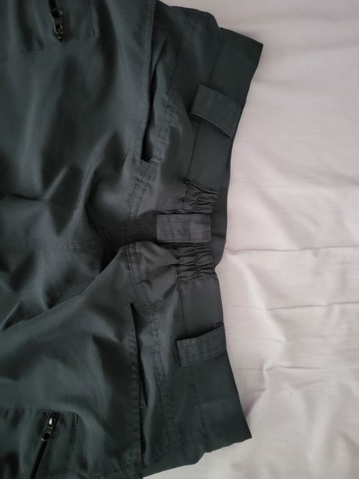 pantaloni bleumarin