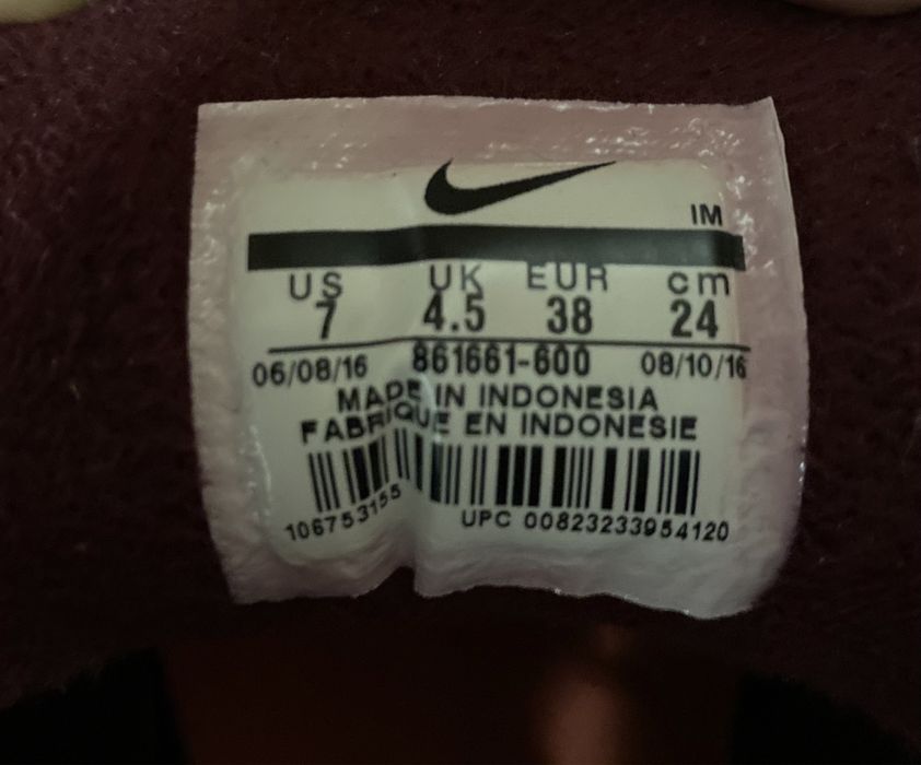 Продам кроссовки   Nike