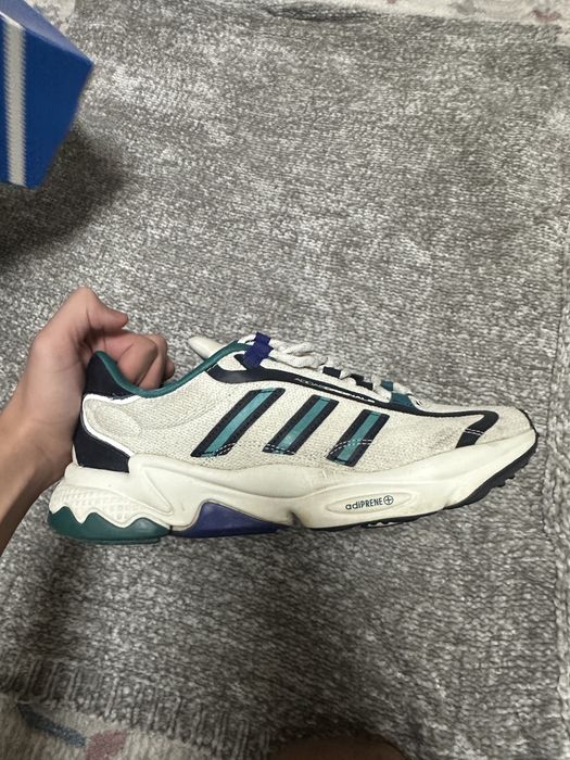 кроссовки adidas
