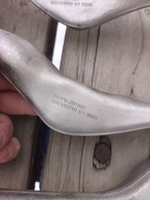 Рычаги подвески передние