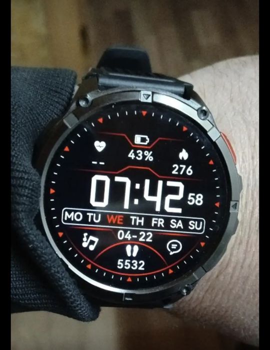 Смарт часы  sq watch.