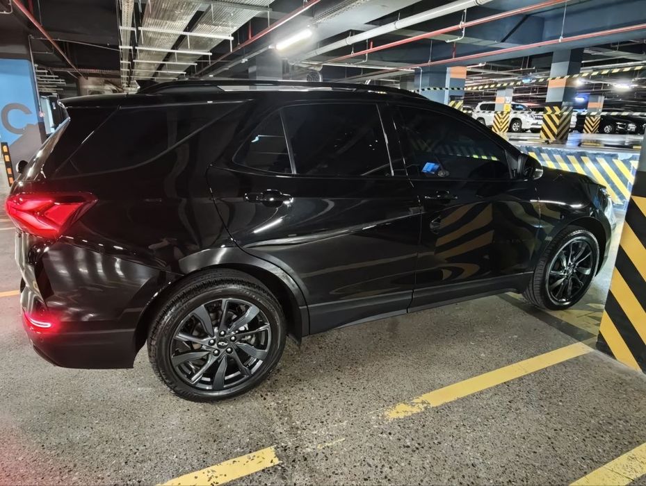 Chevrolet Equinox 2023 — 4