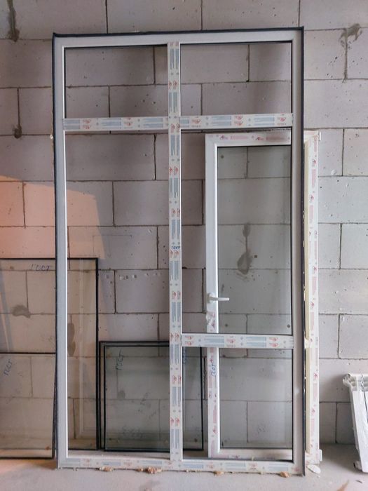 Продам оконные рамы