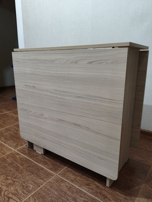 Продам стол раскладной новый
