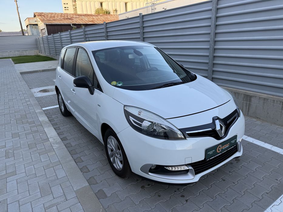 RENAULT Scenic