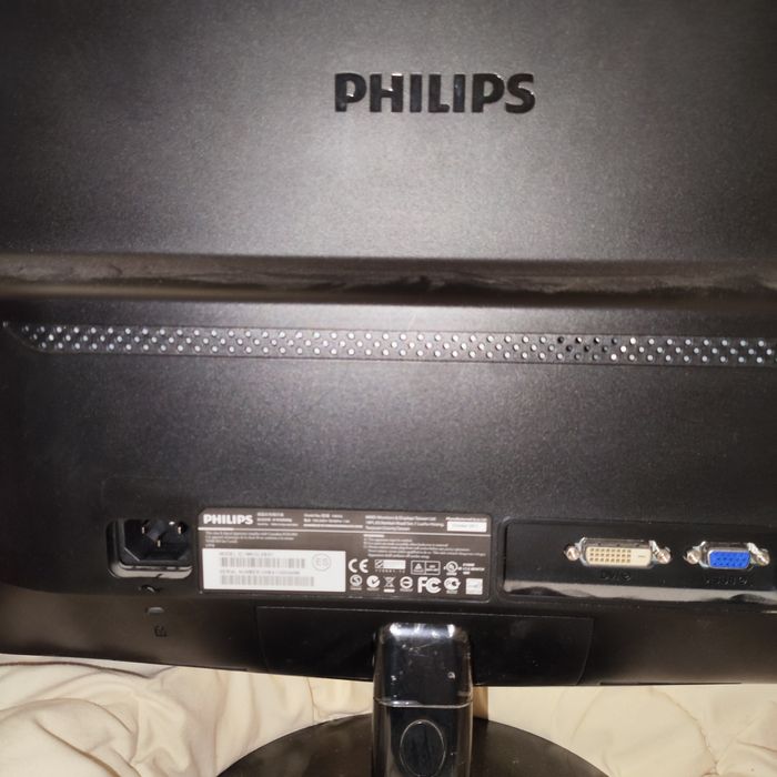Монитор Philips 19" 196V3LSB/01  рабочий, с кабелем