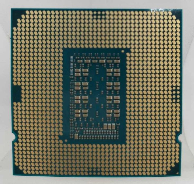 procesor Xeon W-1350 gen. 11 Intel - vind sau schimb