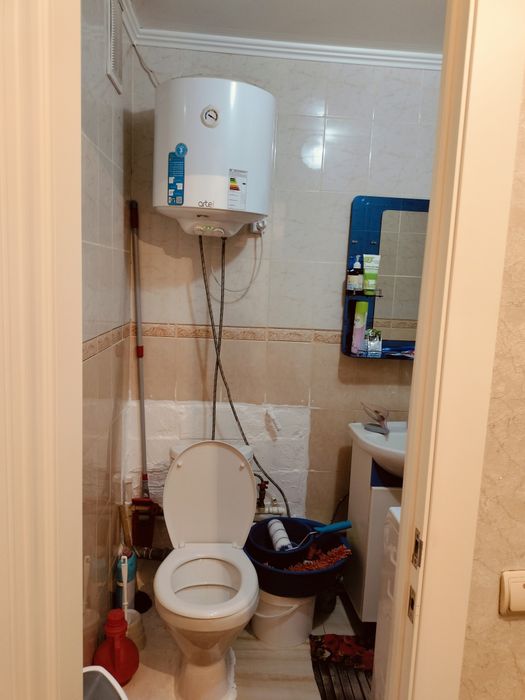 Срочна продам 1 кв 2 этаж , 8500 млн