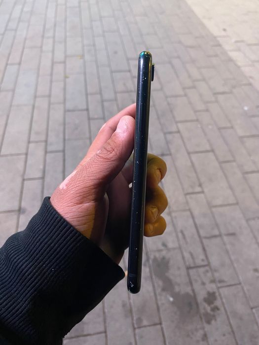 Iphone xr айфонн