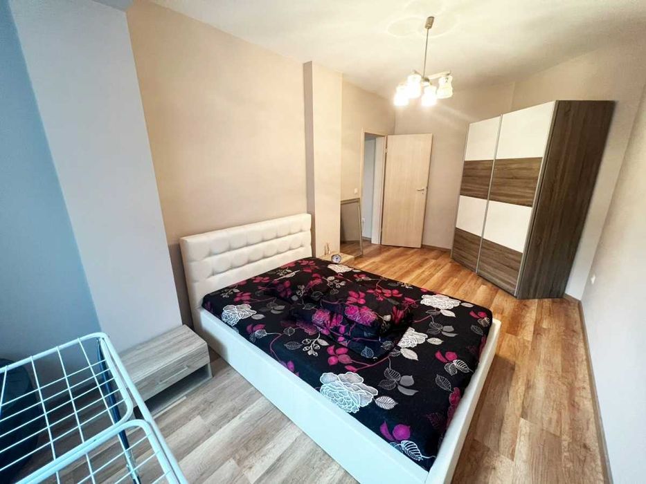 Дава се под наем Тристаен апартамент в София, Лозенец - 86 кв.м за 700 € - Снимка #9