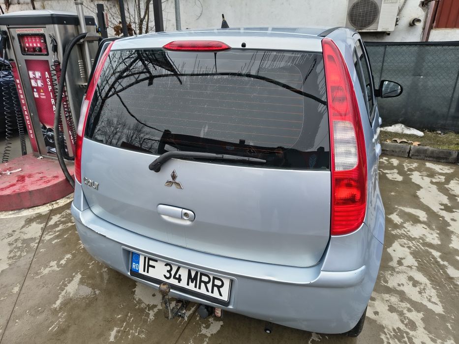 Mitsubishi colt 1.3 benzina 2005