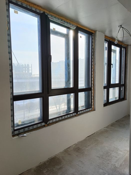 Продам 2х 4/9 в ЖК 8 КВАРТАЛ