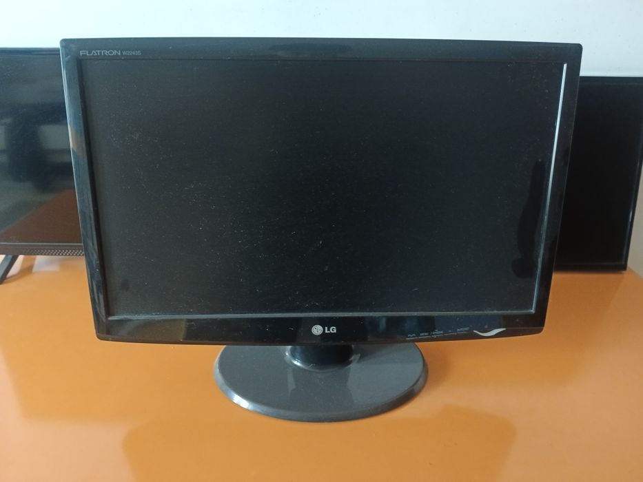 Мониторы продам старые