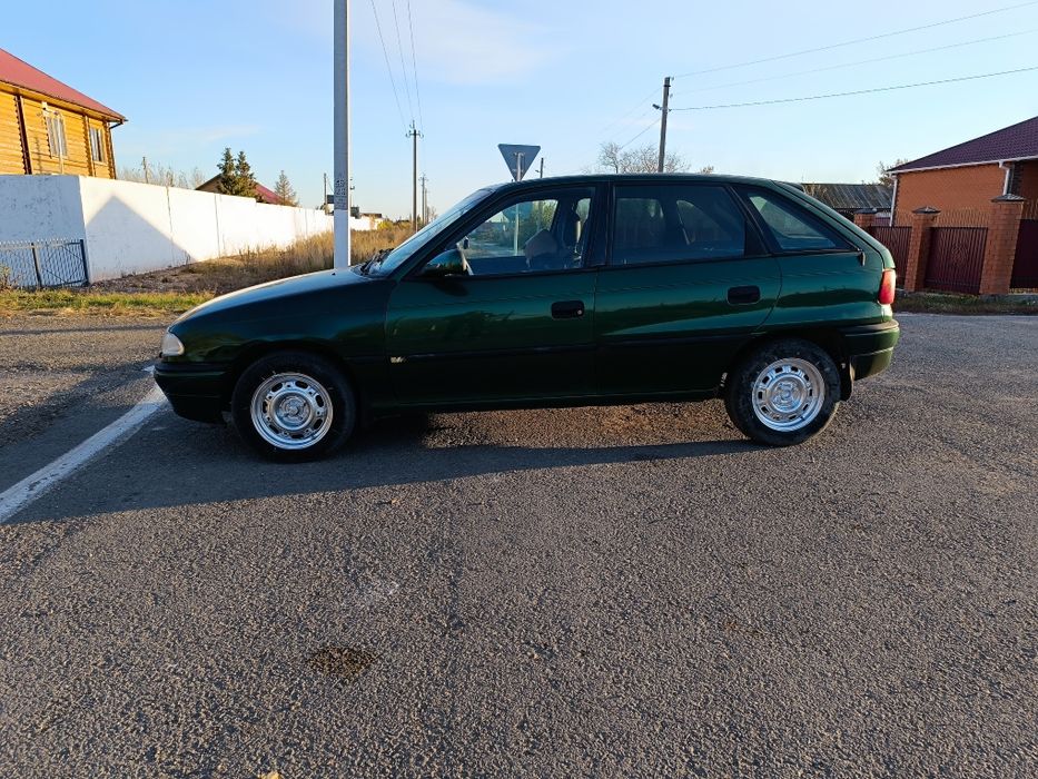 Продам Опель астра