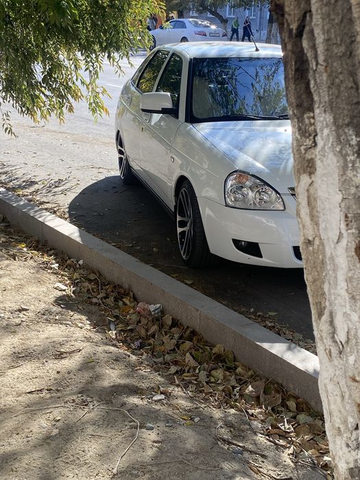 Продам приора 1 2013 года