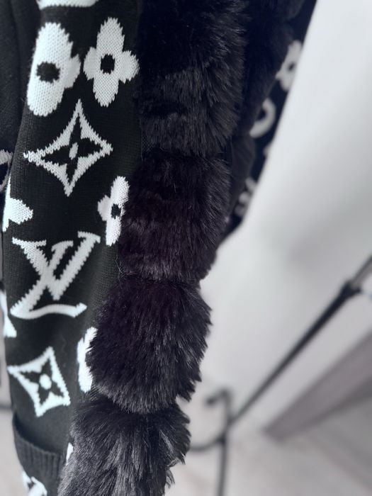 Cardigan cu blana naturala Louis Vuitton