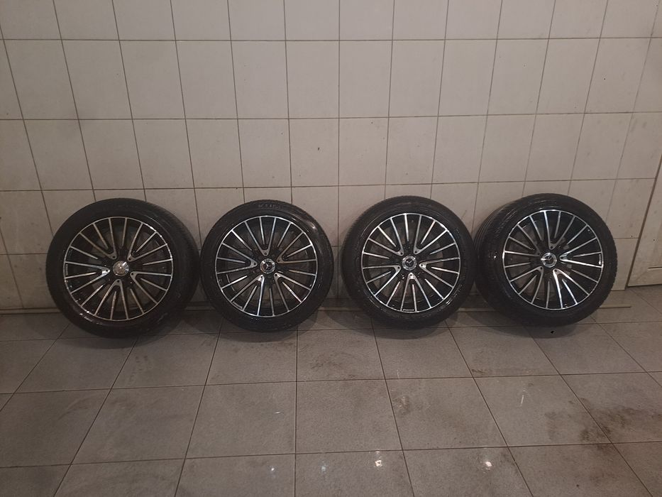 Шины Mercedes размером 18