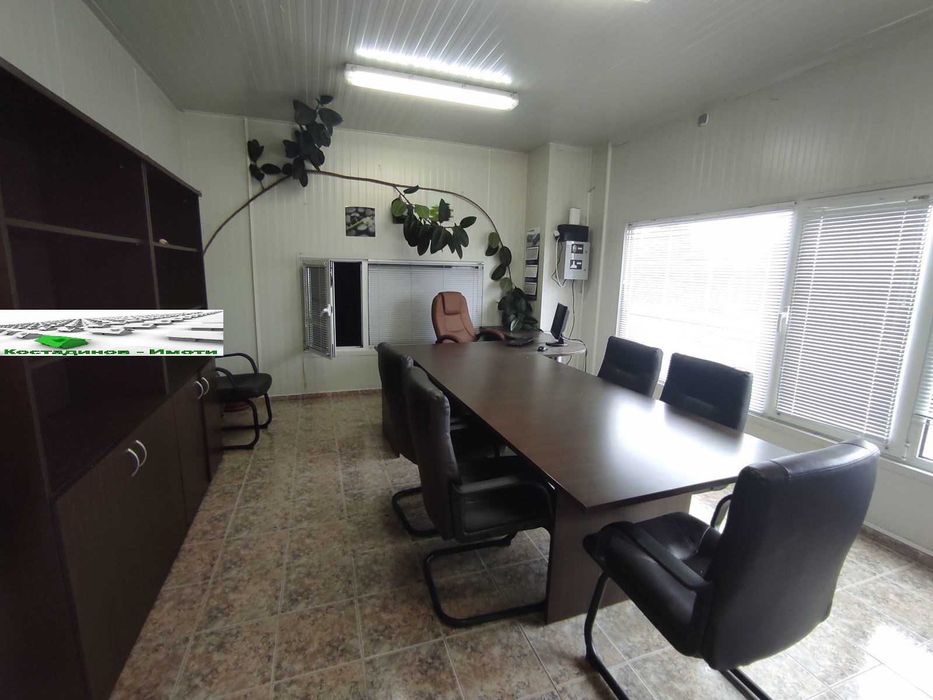 Продава се Промишлена сграда в Ихтиман - 5930 кв.м за 95 €/кв.м - Снимка #11