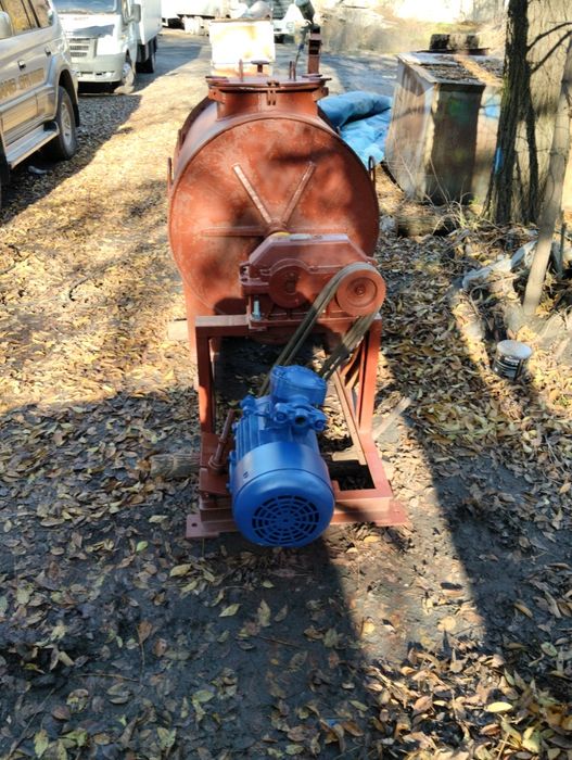 Продам миксер для пеноблока пенобетона