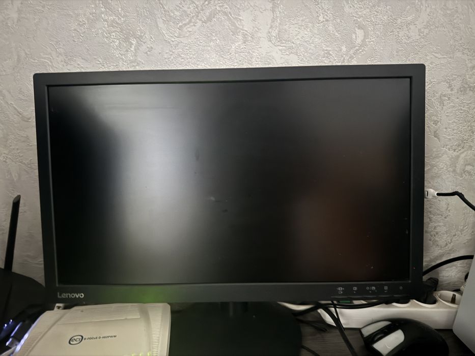 Монитор 22 дюйм.