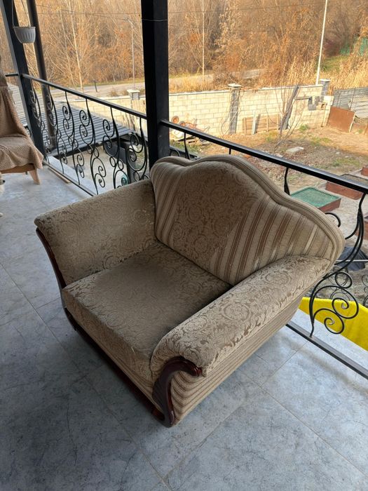 Продам кресло ( не раскладывается)