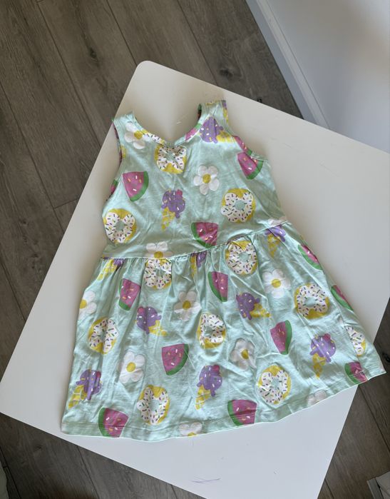 Рокли и комплекти за момиче на различни марки