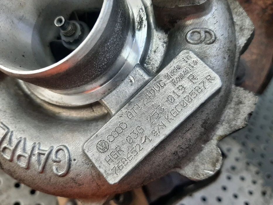 turbina 2.0 crd dodge journey jeep compass  vw passat 3c2  03g253019r