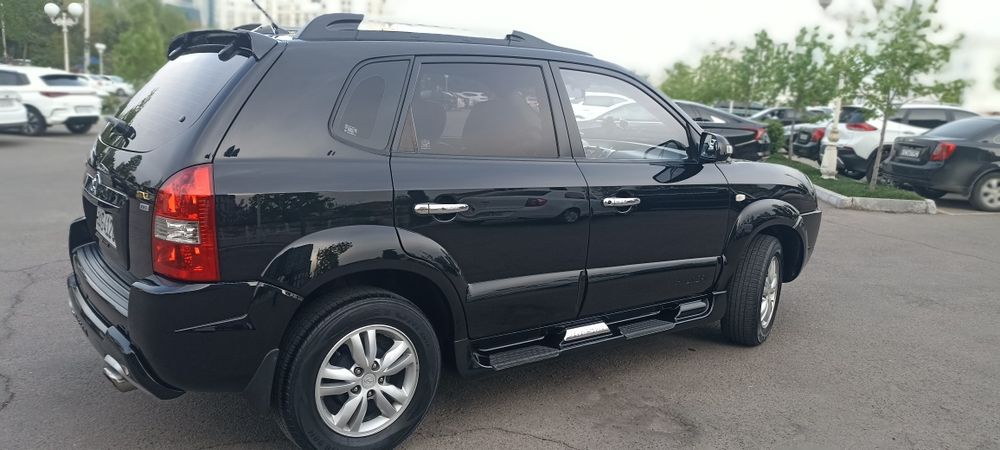Hyundai Tucson 2 Л ( koreya )