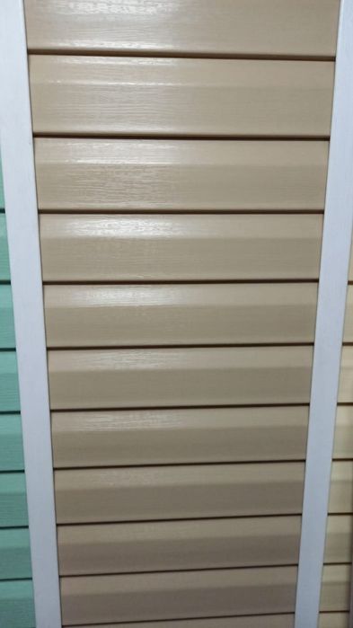 Сайдинг виниловый