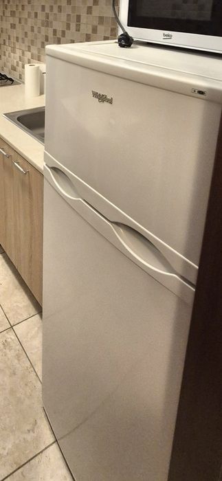 IEFTIN CA NOU frigider whirpool