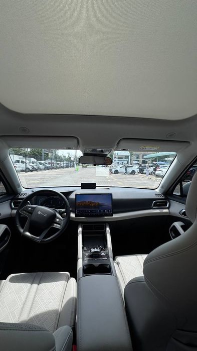 BYD YUAN UP  405 km EV 2025 сотилади