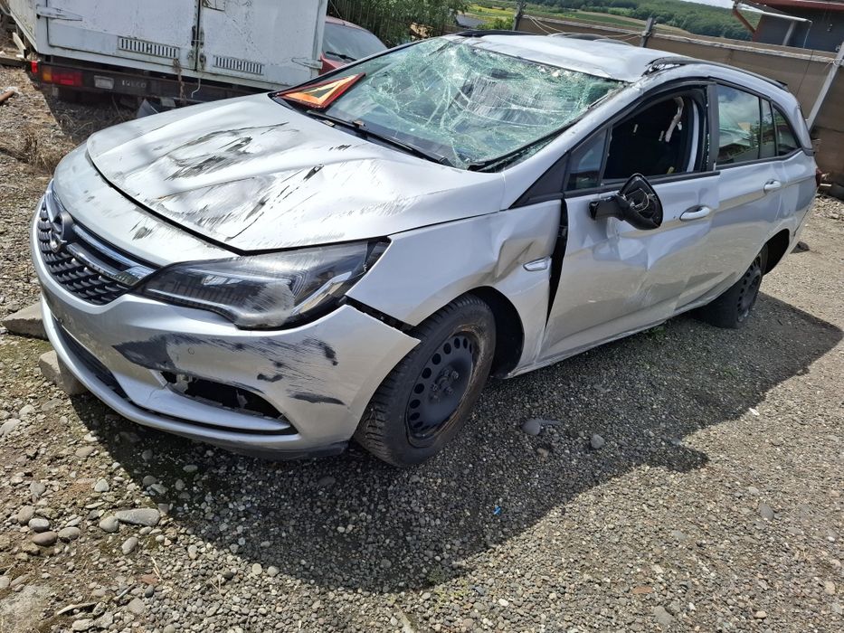 Elemente Caroserie Opel Astra K SportsTourer(B16)an 2018 Motor 1.0 Turbó (35) 999cm B10XFL Rulaj 98.534km !