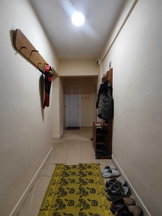 Дава се под наем Тристаен апартамент в Варна, Цветен квартал - 95 кв.м за 169.83 € - Снимка #4